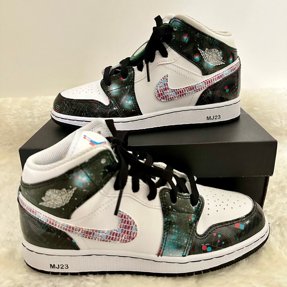 Nike Jordan 1 Mid SE-GS Take Flight White/Bright Crimson-Blue Hero 4.5Y Womens 6